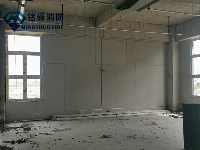 <a href='http://www.globalartoutlet.com' target='_blank'>泄爆墙</a>